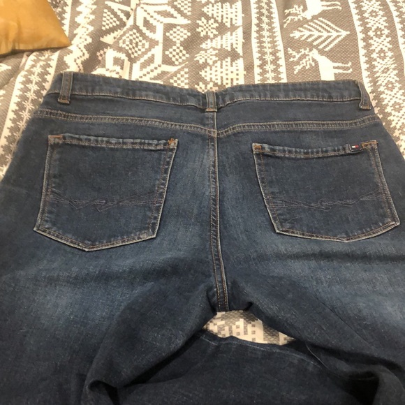 Ladies size 12 Tommy Hilfiger jeans - Picture 2 of 6